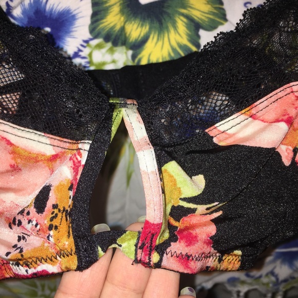 INC Floral Lace Bralette - Picture 3 of 8